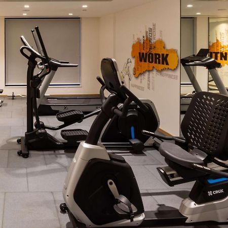 Park Inn By Radisson Сурат Екстер'єр фото