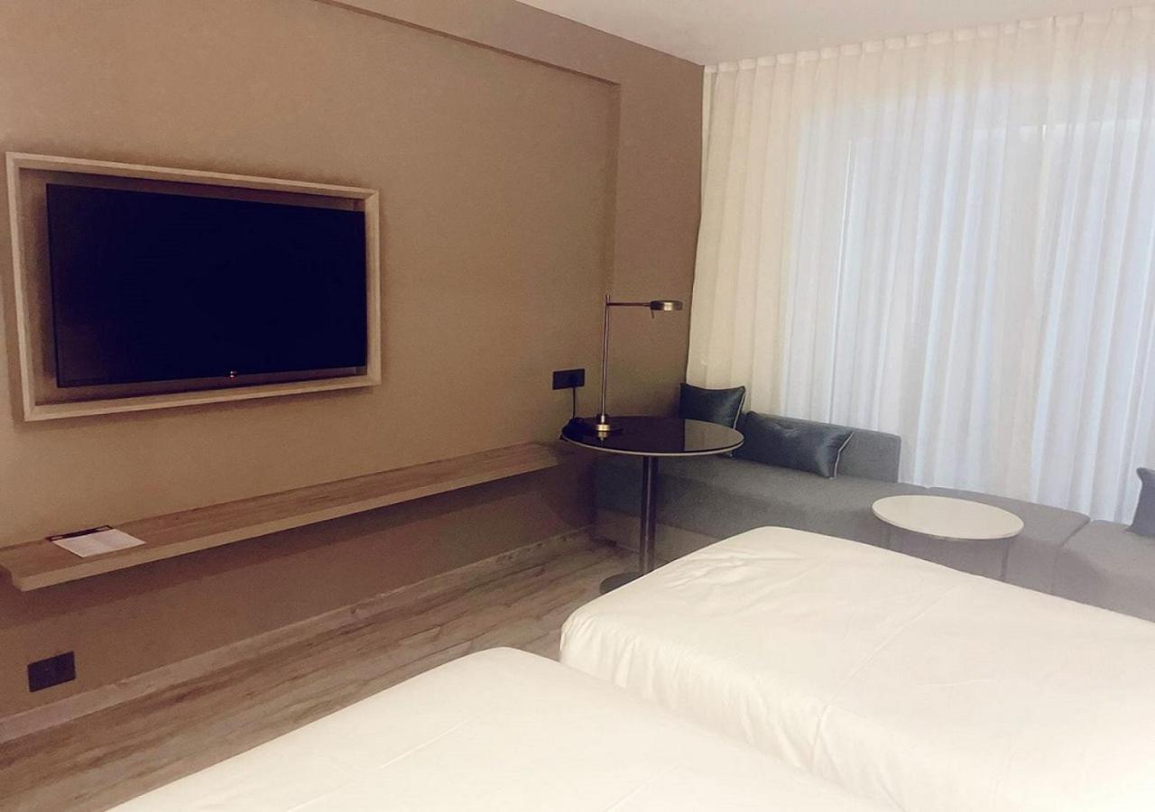 Park Inn By Radisson Сурат Екстер'єр фото